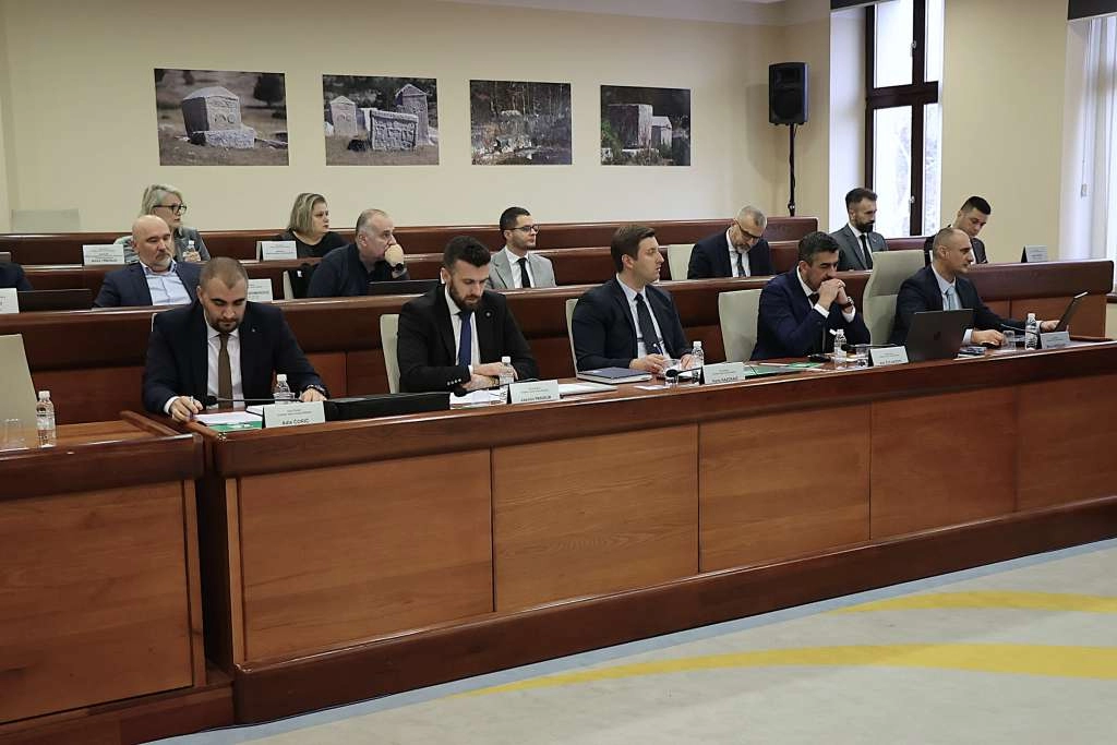 Gradsko vijeće Grada Mostara zasjedalo bez članova Kluba Bošnjaka